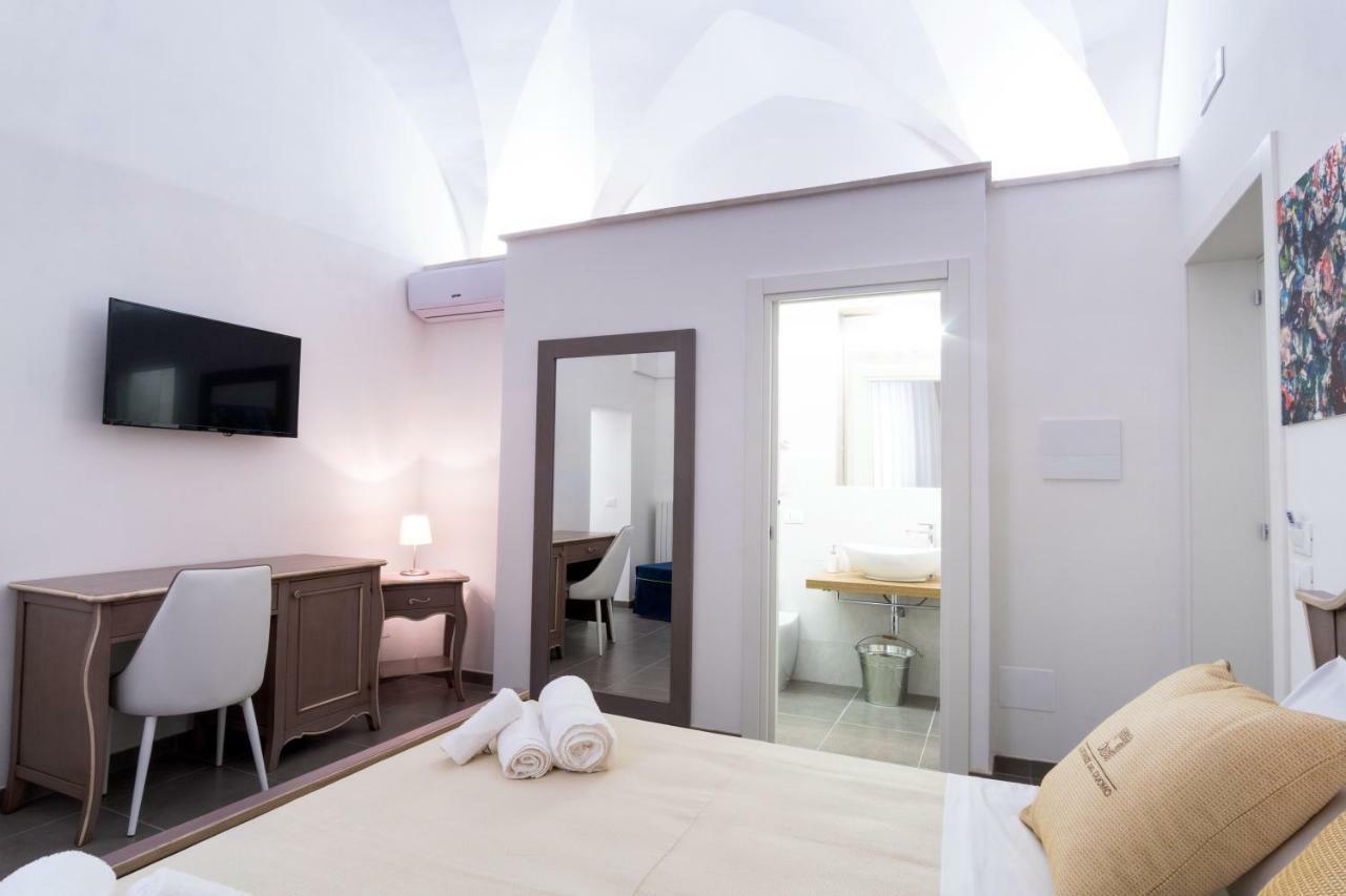 Bed and Breakfast Le Stanze Del Duomo Lecce Zewnętrze zdjęcie