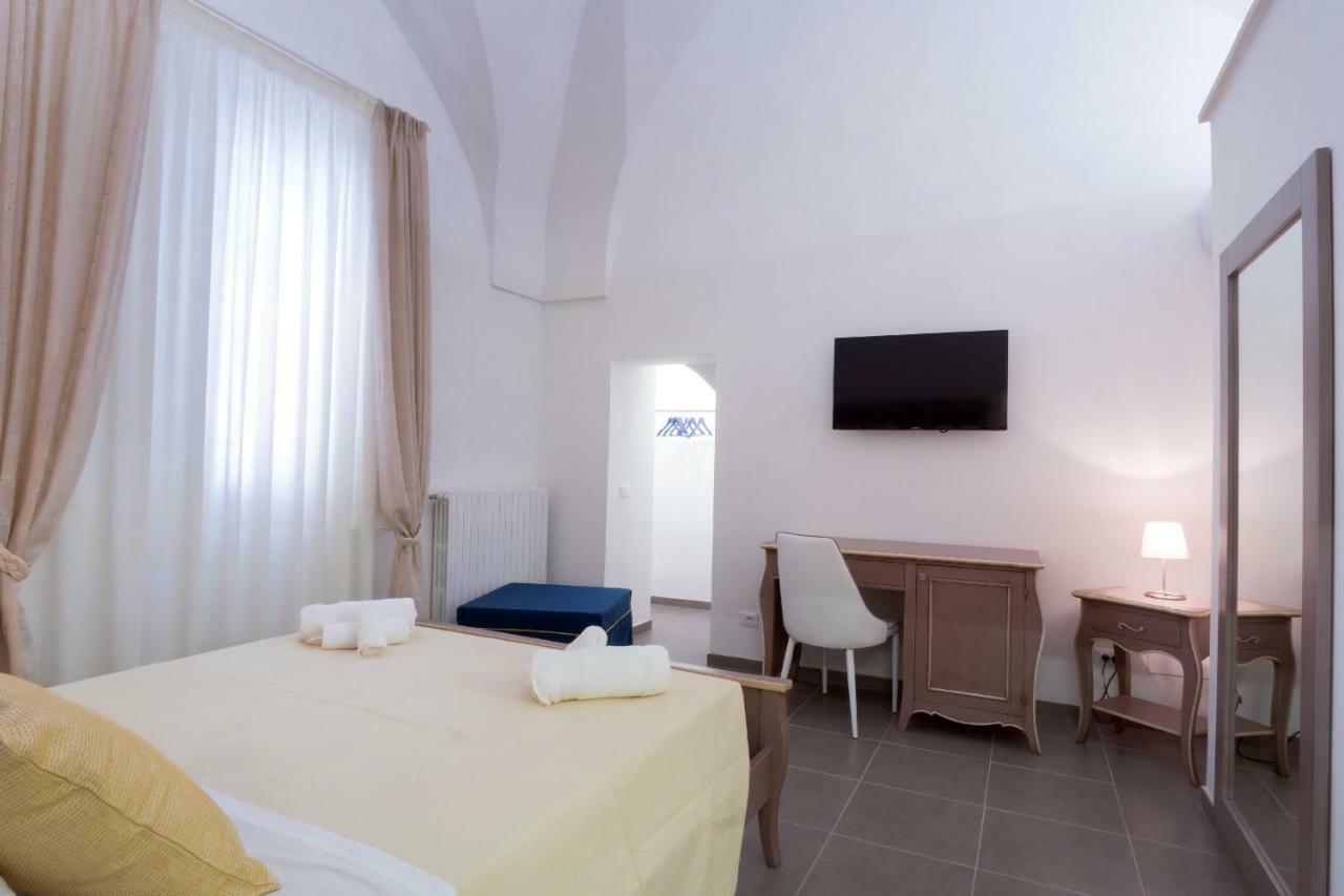 Bed and Breakfast Le Stanze Del Duomo Lecce Zewnętrze zdjęcie