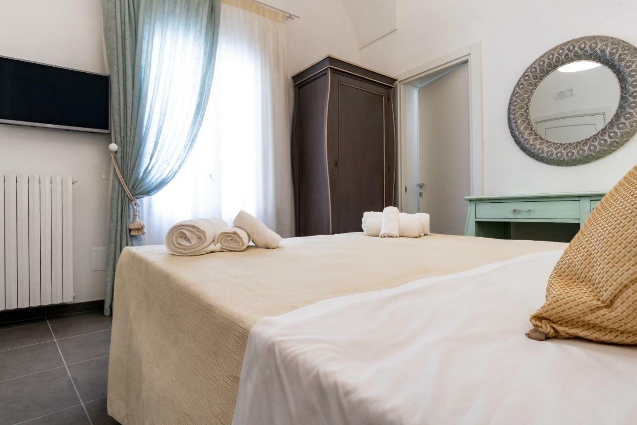Bed and Breakfast Le Stanze Del Duomo Lecce Zewnętrze zdjęcie